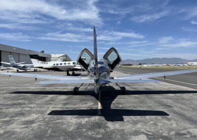 the backend of the sr22t